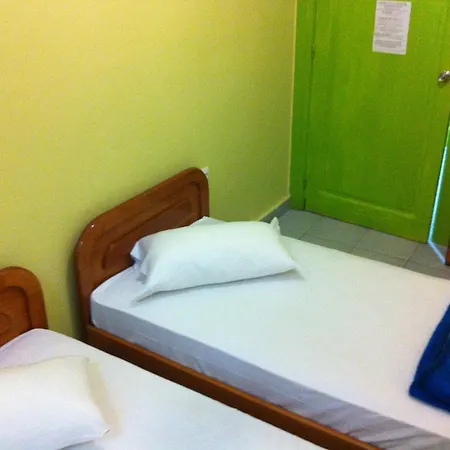 Hostel Zeus Atina